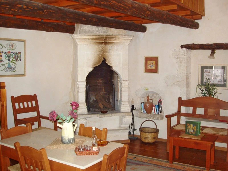 Vamos Hotel Restaurant