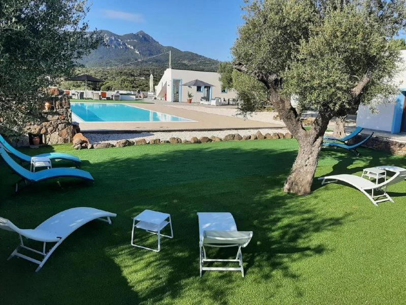 Unterkunft mit Pool im Supramonte Gebirge