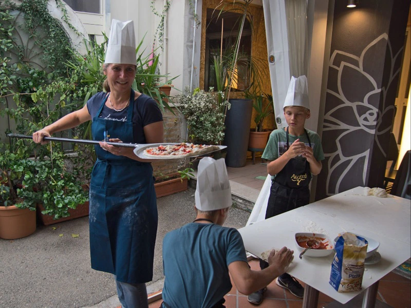Familienreise Italien Aetna