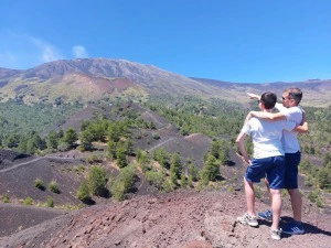 Wanderung über die Lavafelder an der Nordseite des Ätna
