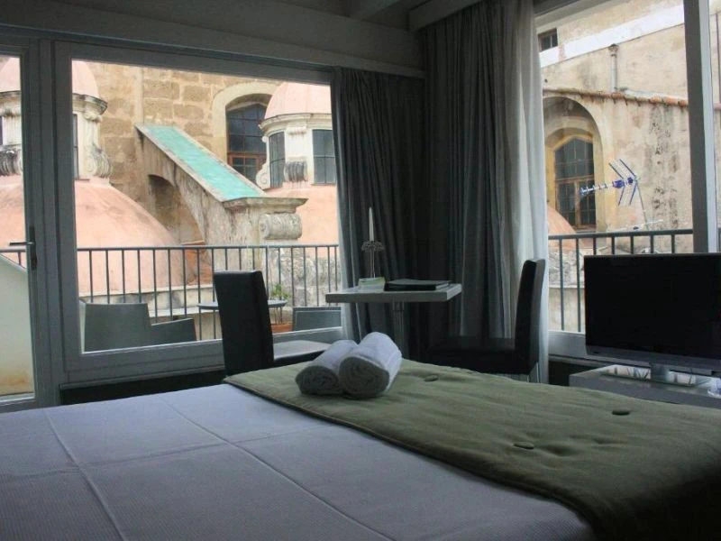 Gemütliches Hotelzimmer in Palermo, Italien