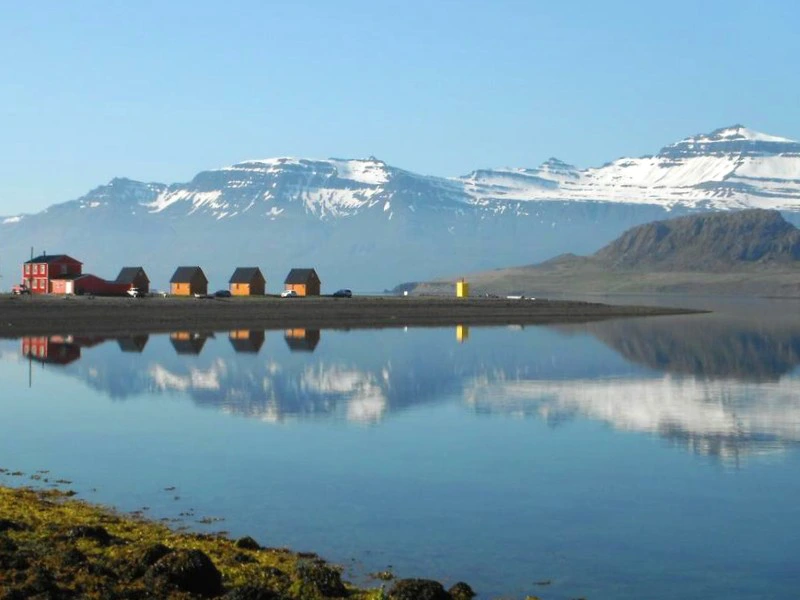 Ferienhaus mit Blick auf die Ostfjorde