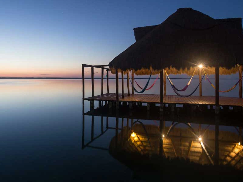 Pier in Bacalar in Mexiko