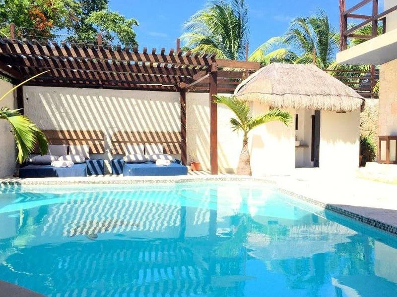 Hotelpool in Tulum in Mexiko