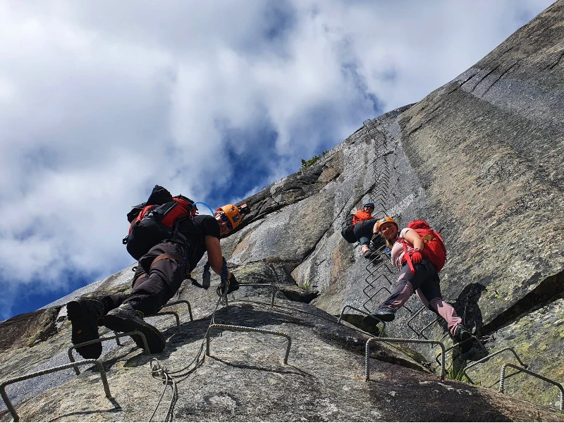 Trolltunga Via Ferrata, Norwegen