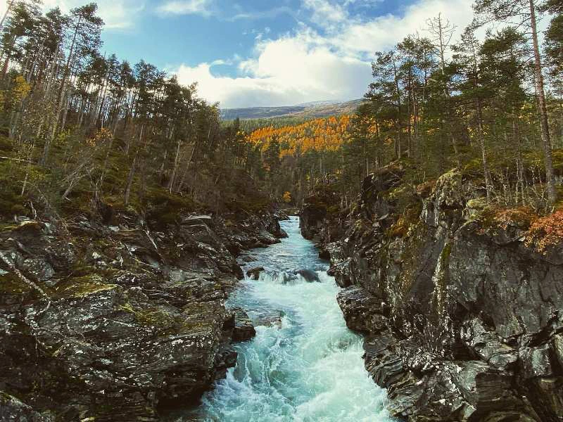 Norwegen Voss Rafting am Fluss