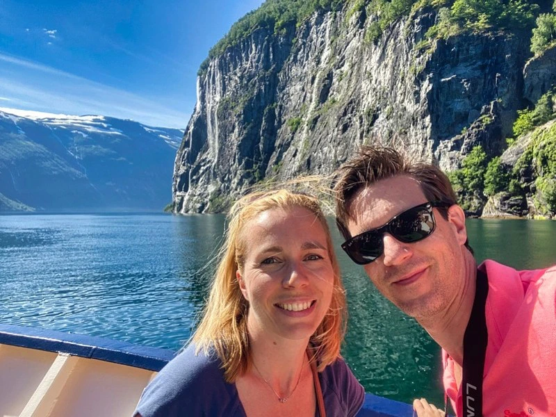Fahrt über den Geirangerfjord in Norwegen