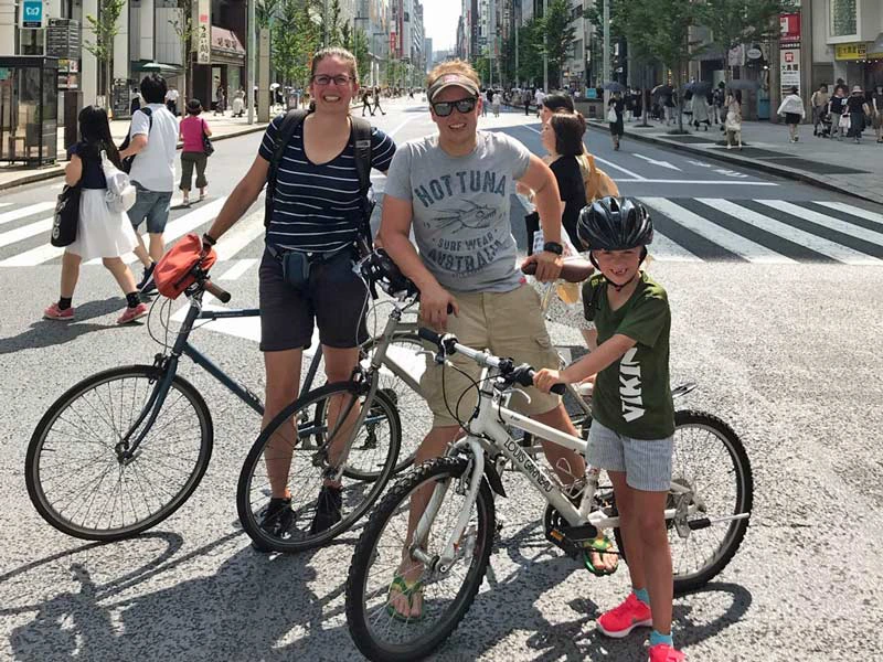 Fahrradtour mit der Familie in Tokio