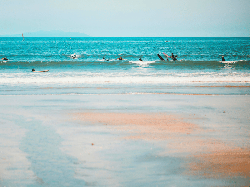 Surfer am Strand von Kamakura
