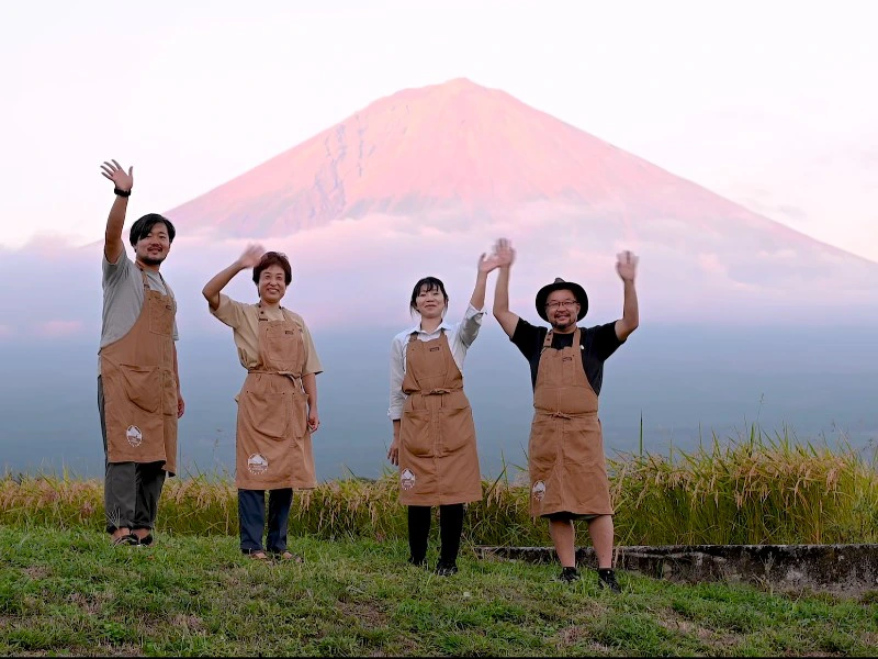 Gastgeber beim Eco-Glamping am Fuße des Mt. Fuji