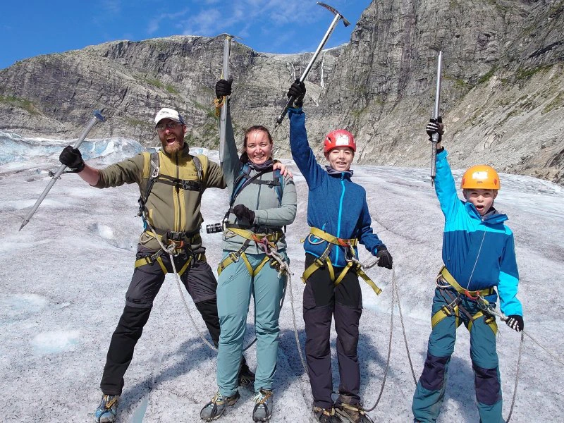Spaß auf dem Gletscher in Norwegen