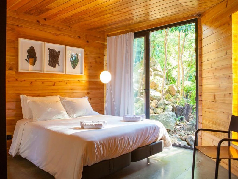 Zimmer in der Ecolodge auf Terceira