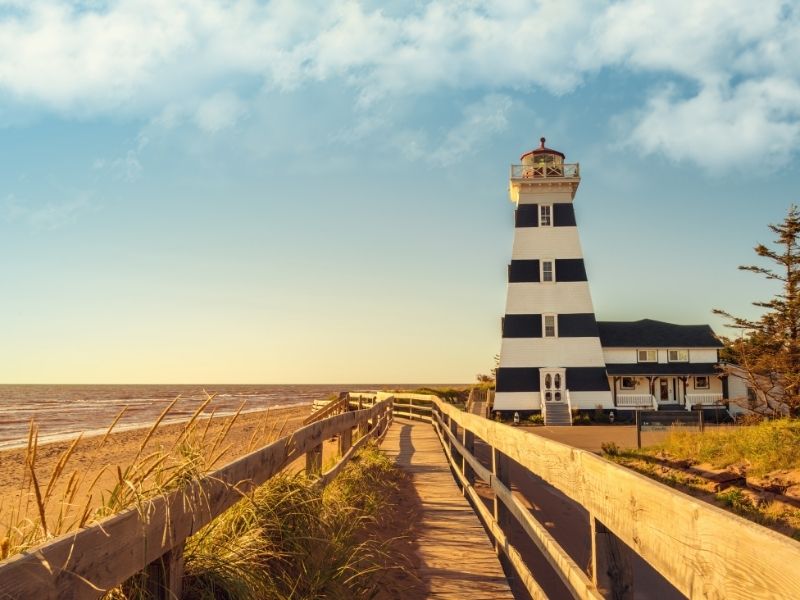 Leuchtturm im Abendlicht in Kanada