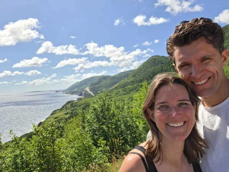 Reisende auf dem Cabot Trail in Kanada