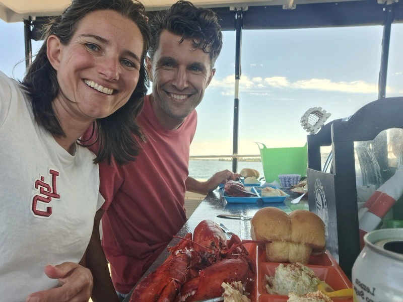 Reisende während der Hummertour