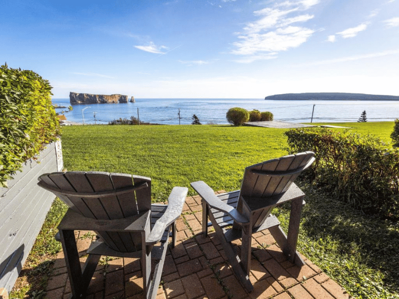 Sonnenterrasse in Percé