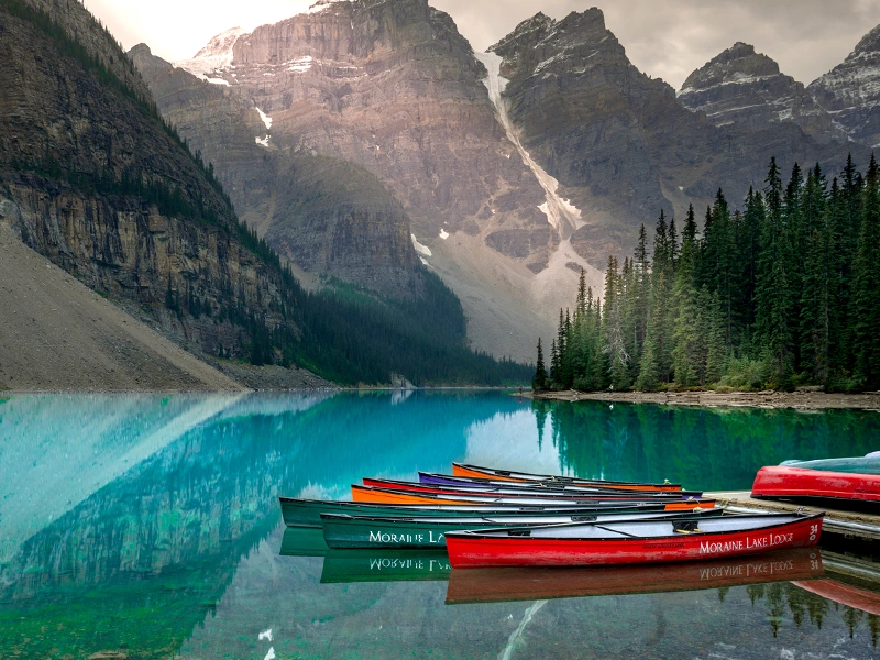 Kanada Urlaub - Kanus auf Spiegelsee