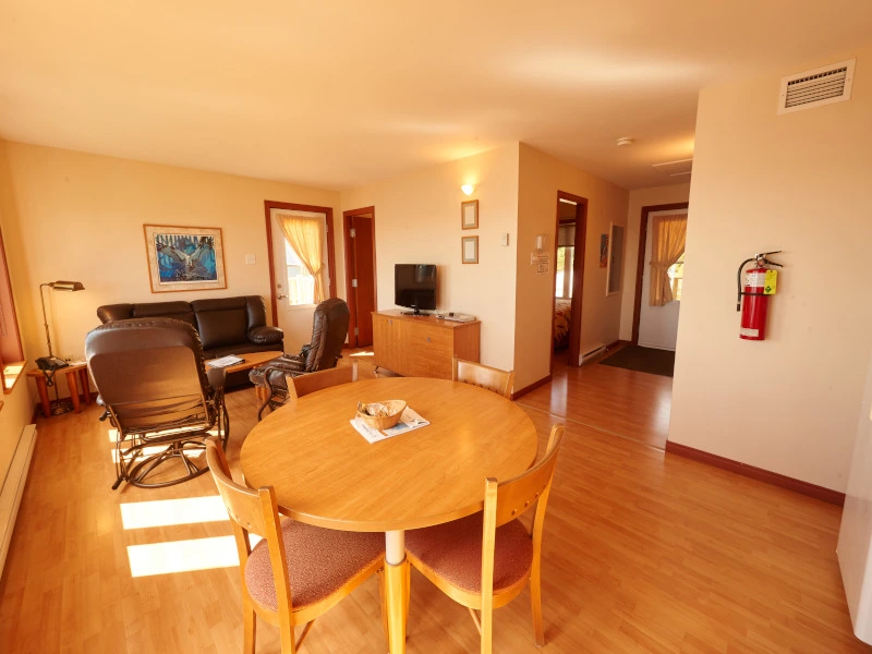 Unterkunft bei Les Ecoumins, Wohnzimmer