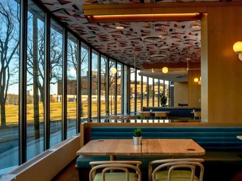 Restaurant im Budget Hotel in Halifax, Kanada