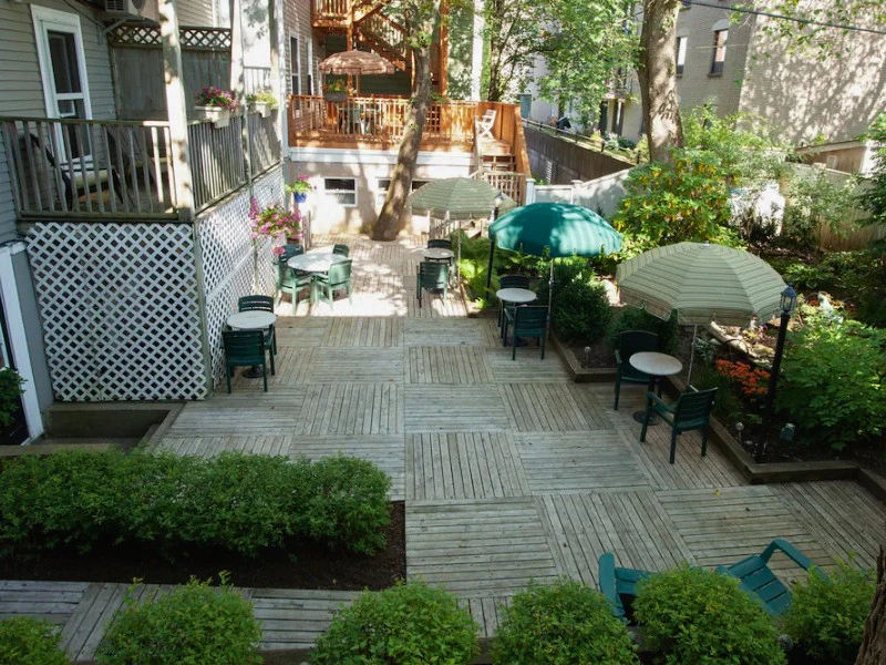 Terrasse vom Special Stay Hotel in Halifax, Kanada