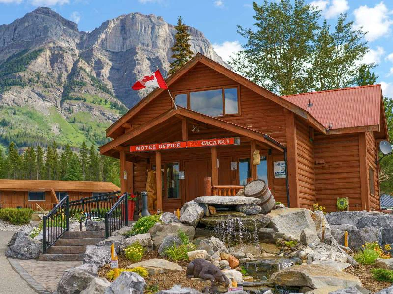 Rezeption des Motels am Icefields Parkway, Kanada