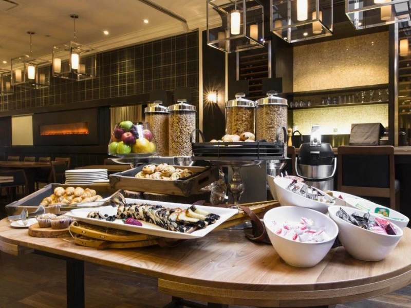 Frühstück im Komforthotel in Quebec, Kanada