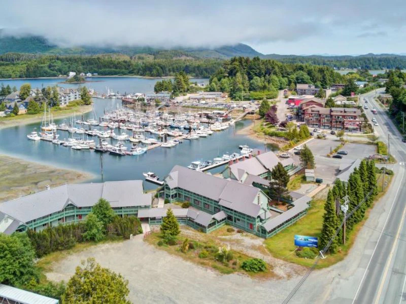 Von oben Hotel in Ucluelet am Pacific Rim, Kanada