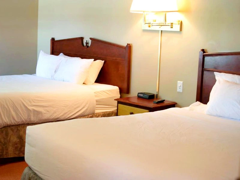 Zimmer der Waterton Lodge, Kanada