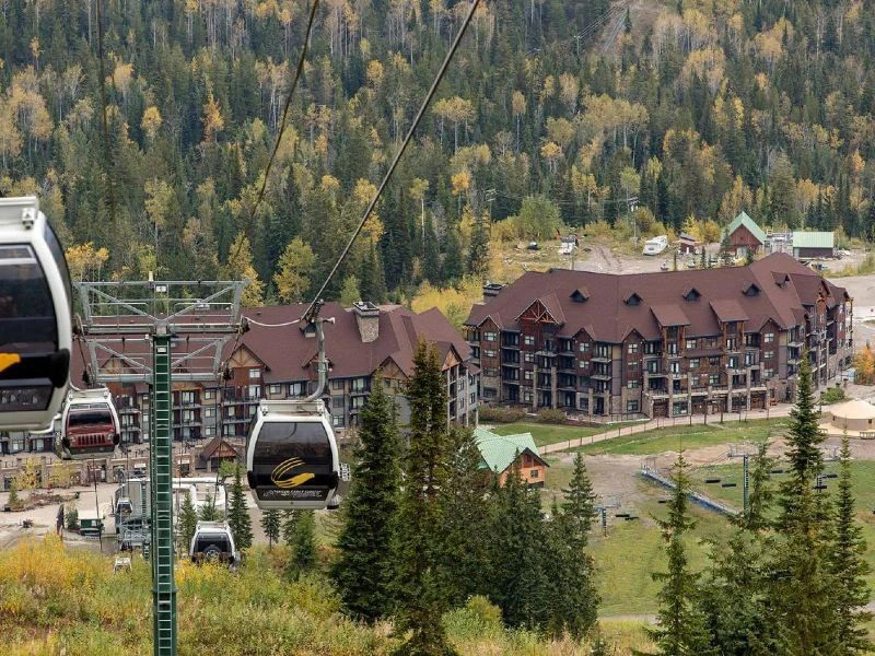 Kanada Unterkunft Golden Außen Ansicht