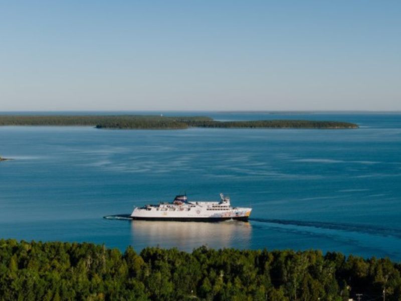 Überfahrt auf die Manitoulin Inseln mit der Fähre