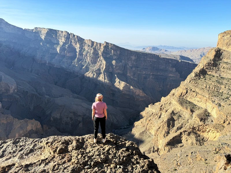 Aussicht Reisender Jebel Shams - Oman