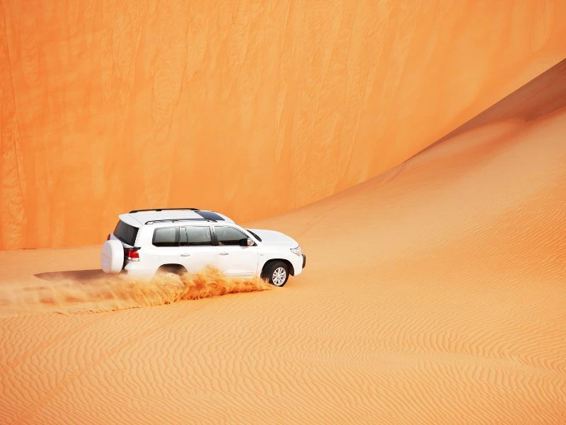 Dune Bashing, Wahiba Sands Oman
