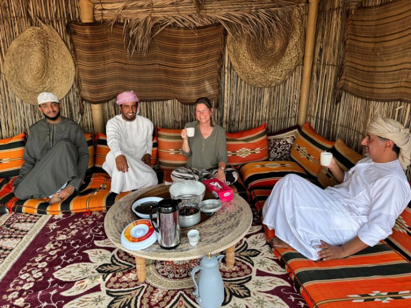 Mittagessen bei Beduinenfamilie Wahiba Sands Oman