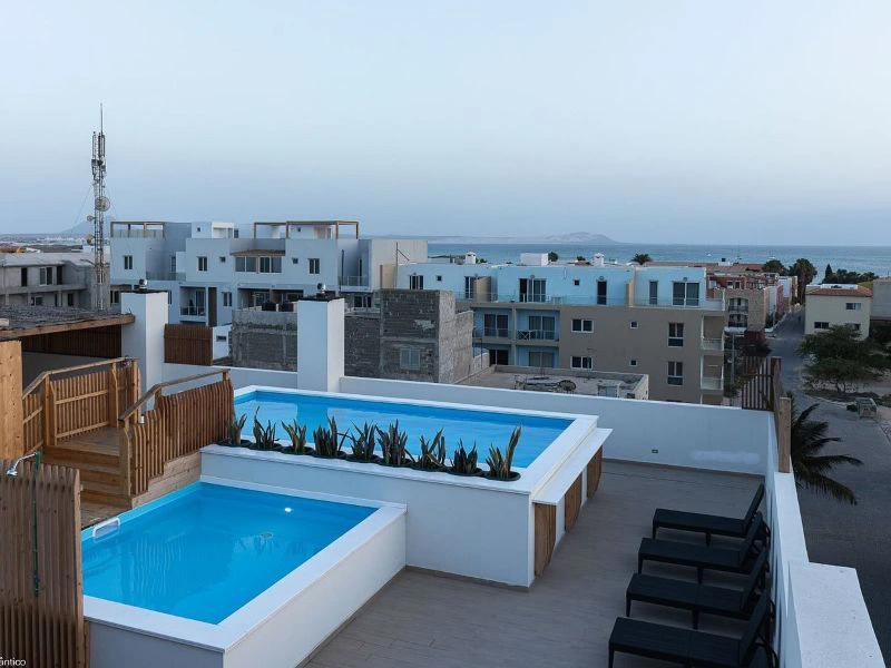 Boa Vista Hotel - Rooftopbereich und Pool