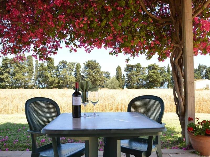 Ausblick von Terrasse in Avola