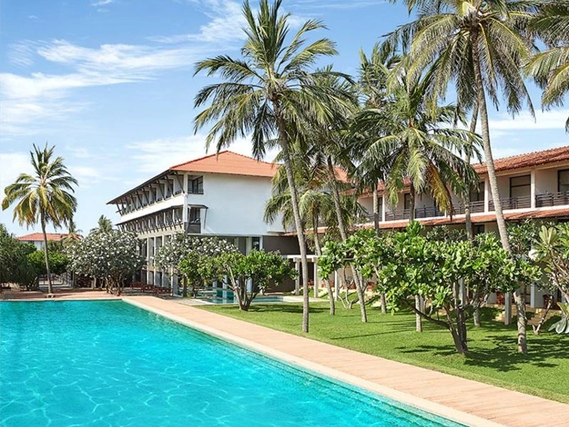 Strandhotel mit Pool in Negombo, Sri Lanka