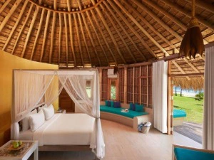 Zimmer im komfortablen Hotel am Strand in Arugam Bay, Sri Lanka