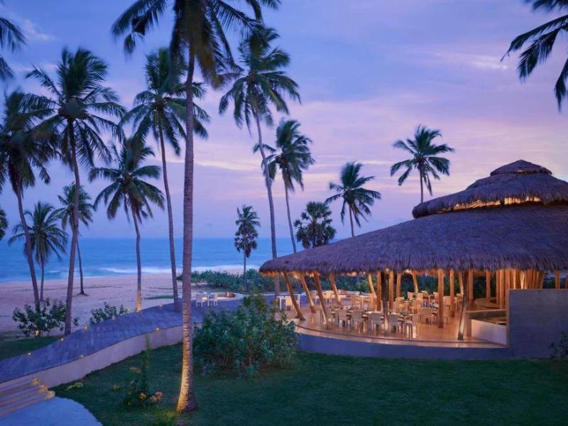 Komfortables Hotel am Strand in Arugam Bay, Sri Lanka