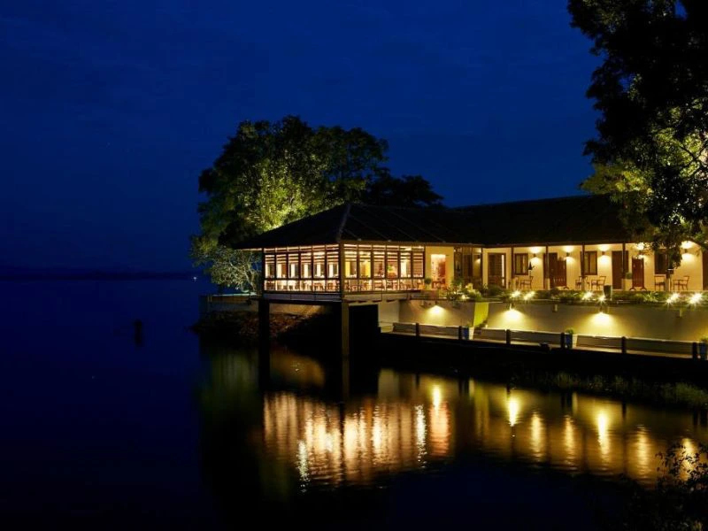 Special Stray Unterkunft in Polonnaruwa bei Nacht, Sri Lanka