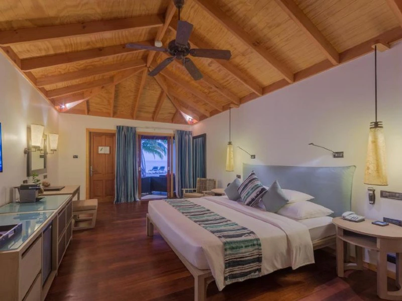 Zimmer im stilvollen Hotel auf den Malediven