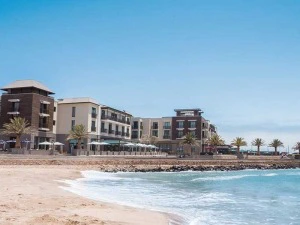 Namibia Familienreise Swakopmund Ausblick vom Strand auf die Stadt