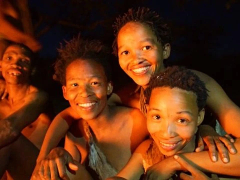 Namibia Familienreise Grootfontein Einheimische Kindern