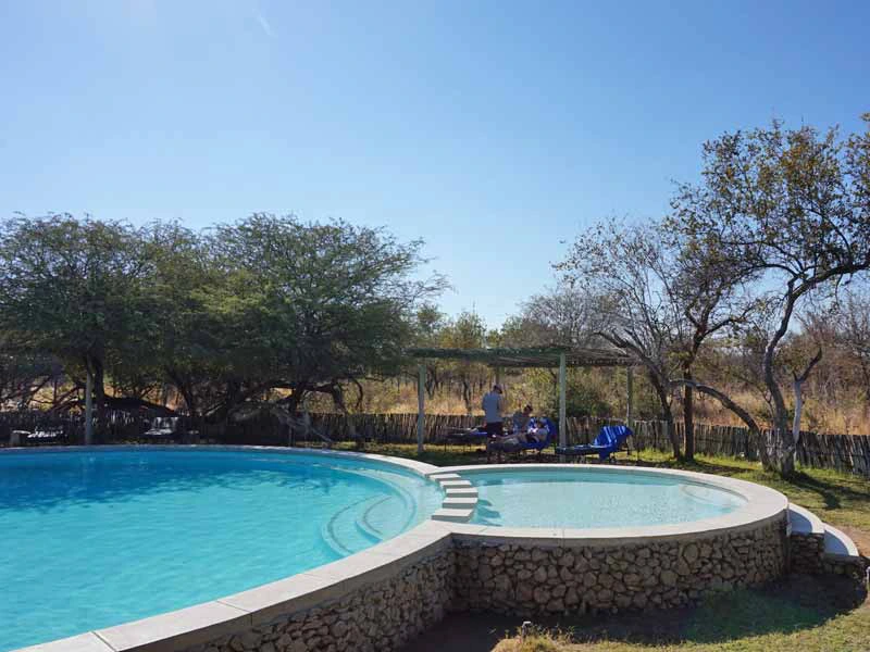 Namibia Familienreisen Etosha Unterkunft außerhalb des Parks Osten