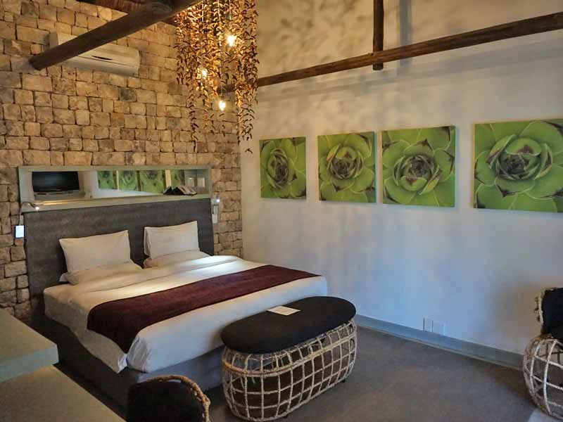 Namibia Familienreisen Etosha Unterkunft außerhalb des Parks Osten