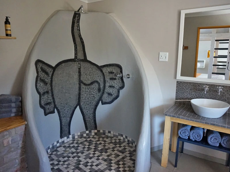 Namibia Familienreisen Etosha Unterkunft außerhalb des Parks Süden