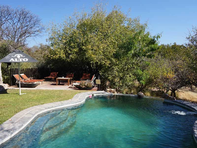 Namibia Familienreisen Etosha Unterkunft außerhalb des Parks Süden