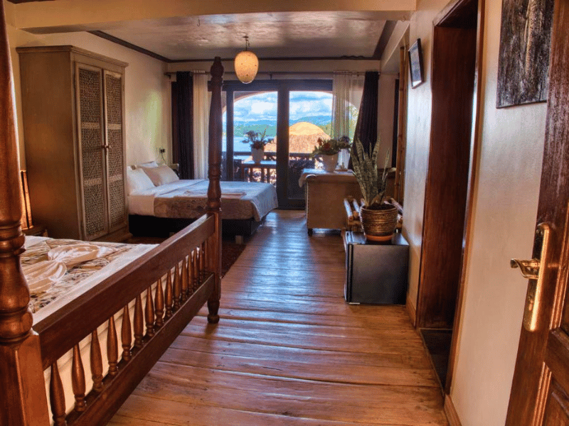 Lake Bunyonyi Komforthotel Uganda