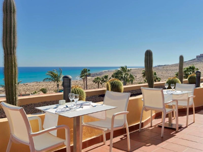 Fuerteventura Costa Calma Unterkunft Terrasse zum Essen mit Blick aufs Meer