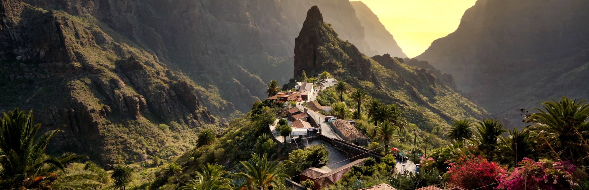Teneriffa Sonnenuntergang und Berge