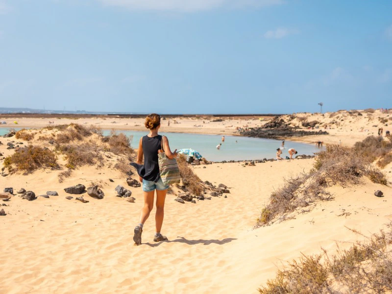 Touristin auf der Isla de Lobos